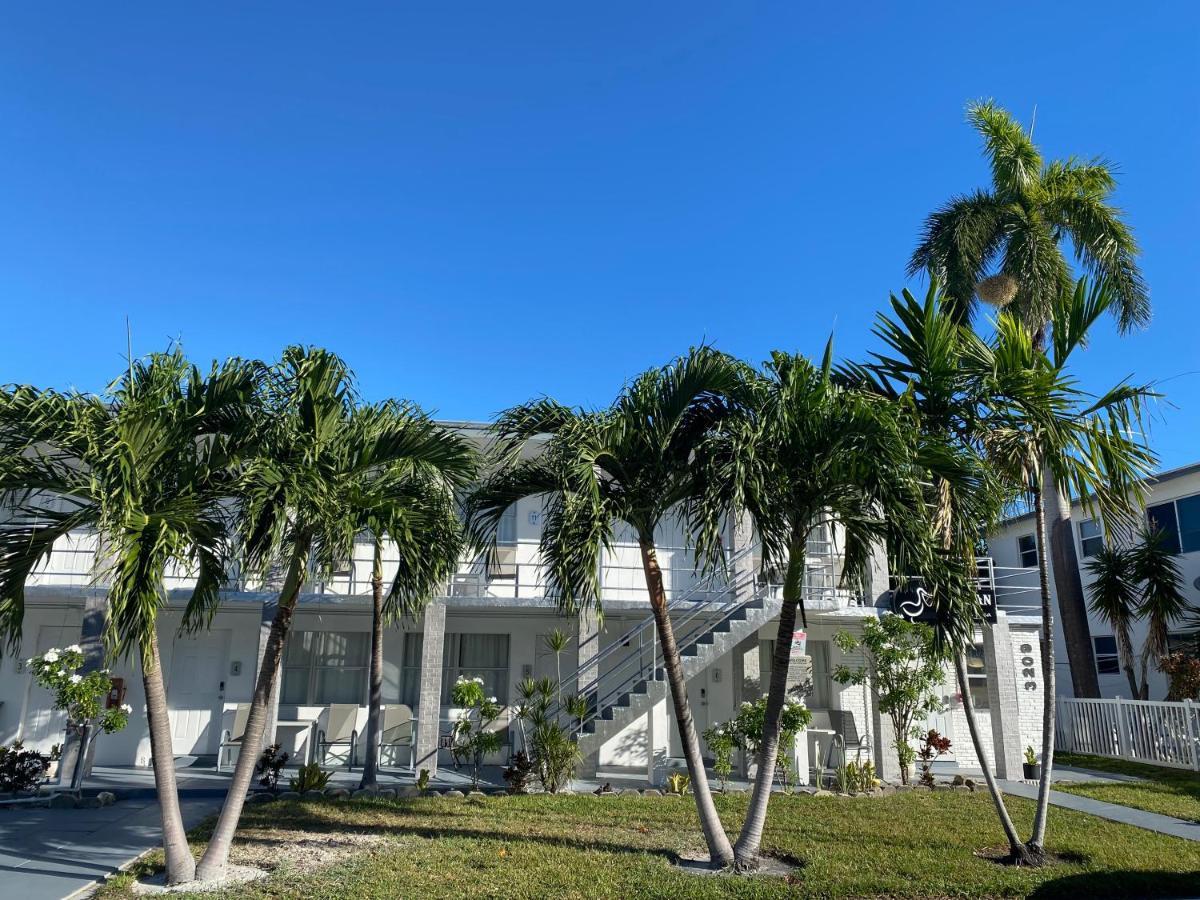 Pelican By The Sea Pompano Beach Exterior photo